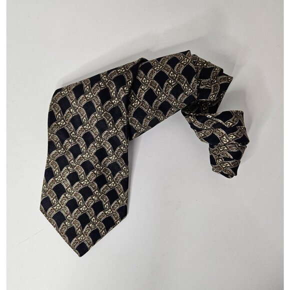 Geoffrey Beene 100% Silk Tie With Geometric Pattern Necktie 58 in x 4 in - Picture 9 of 9